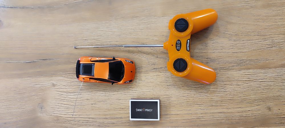 Auto na zdale sterowanie