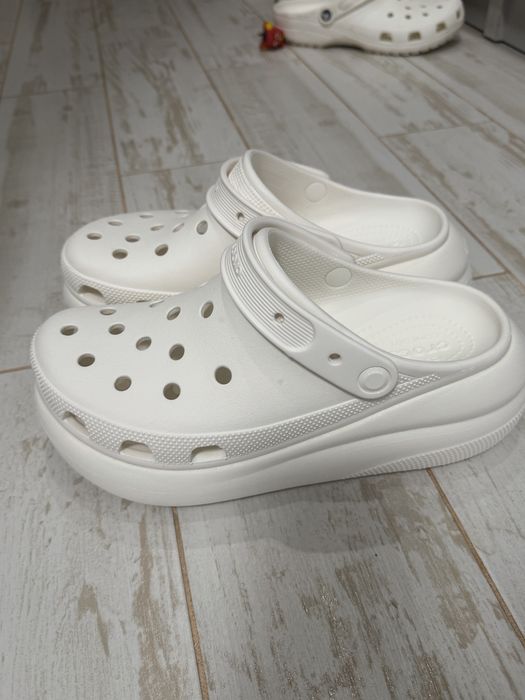 Crocs в ідеальному стані