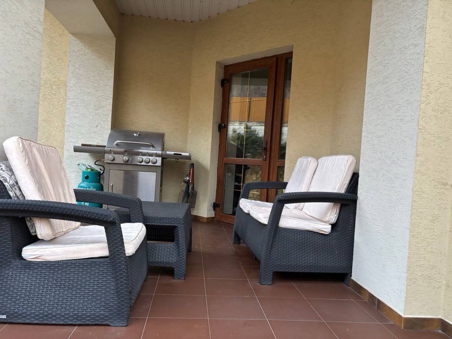 Елітний будинок Бережани. 291кв.м, 5кімнат. Сучасний ремонт.