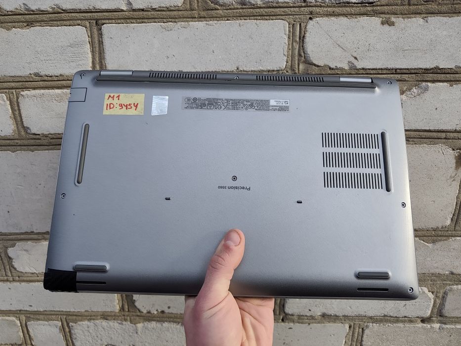 2022 року, ігровий ноутбук DELL (i7 1185G7/16/512/T500)