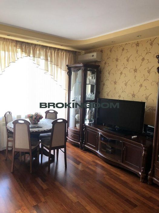 Продаж 3х кімн. квартири по вул.Єреванській