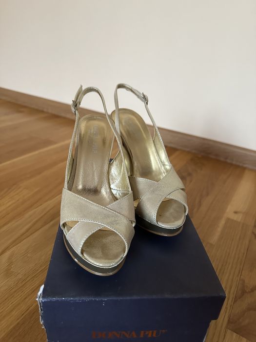 Шкіряні італійські босоніжки