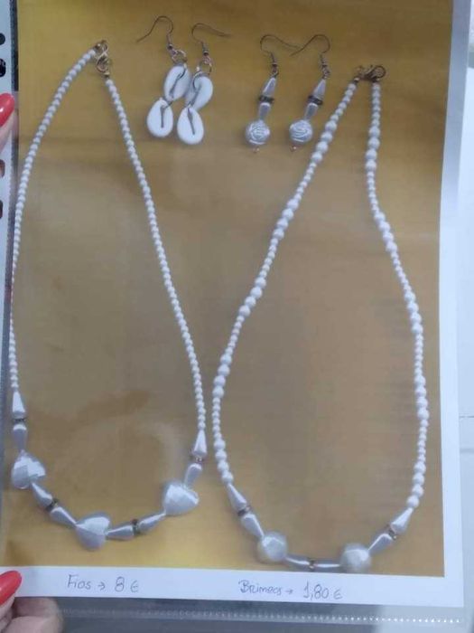 bijutarias pulseiras e colares