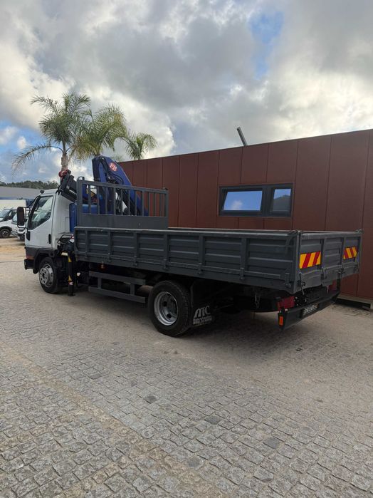 Mitsubishi canter grua Pm e tribasculante 7.5T