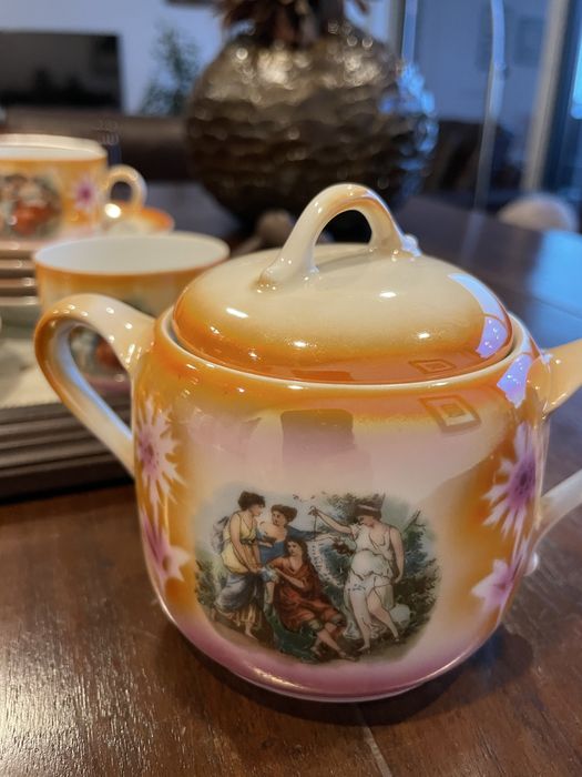 Serviço chá porcelana muito antigo