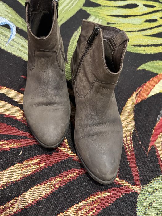 Krótkie botki Lasocki