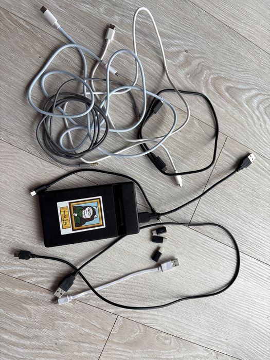 Sata to USB та інші адаптери