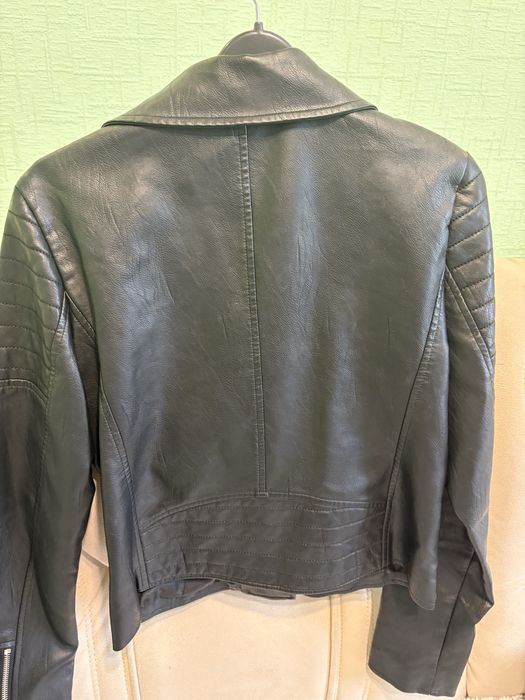 Куртка косуха розмір 46