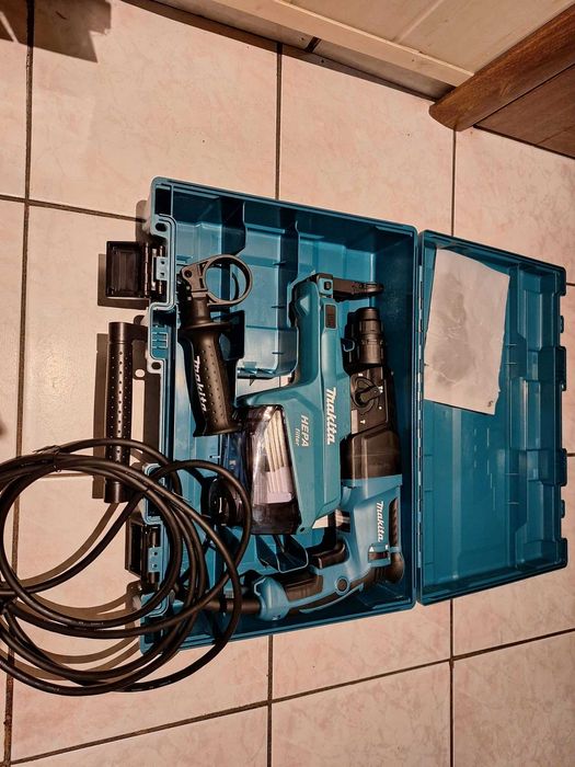 Młotowiertarka Makita HR2652  800W Nowa