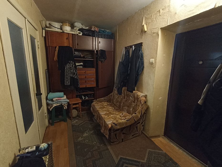 1к. велика 39м.кв. Центр. Цегляний будинок.