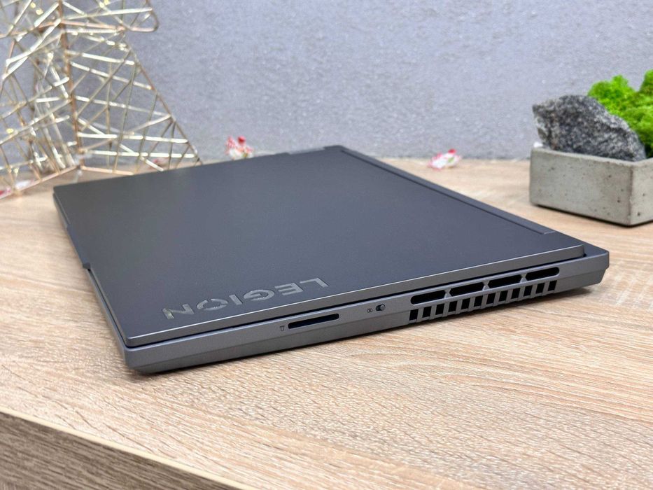 Lenovo Legion Slim 5 16" 2.5K 165Hz Ryzen 7-7435HS/16/1TB/RTX 4070 8Gb