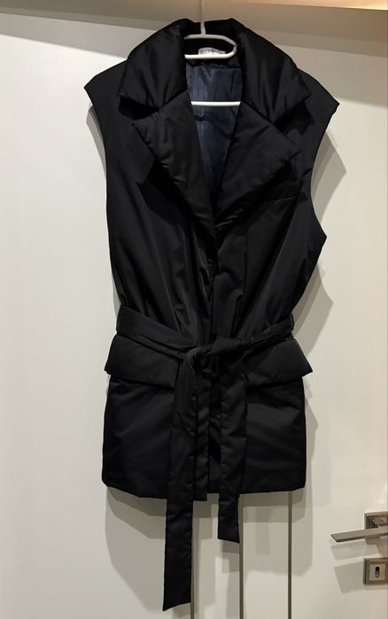 Czarna kamizelka z paskiem, rozmiar XS