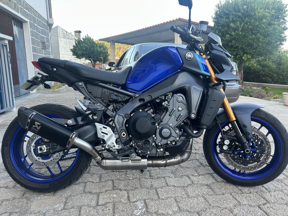 MT-09  2023 Akrapovic