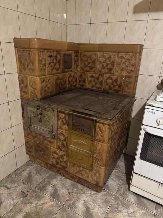 Piec kaflowy do samodzielnej rozbiórki, wszystkie cześci, stan dobry