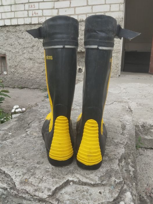 viking men's vw42 rubber boot