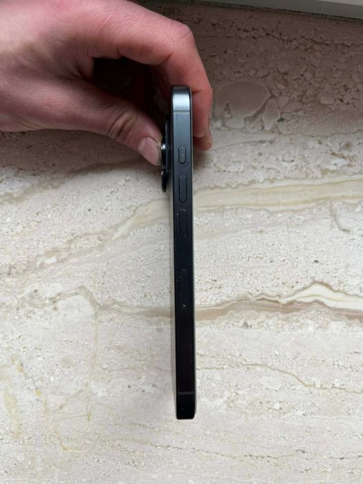 Iphone 16 Pro DOBRY STAN 99% kondycji