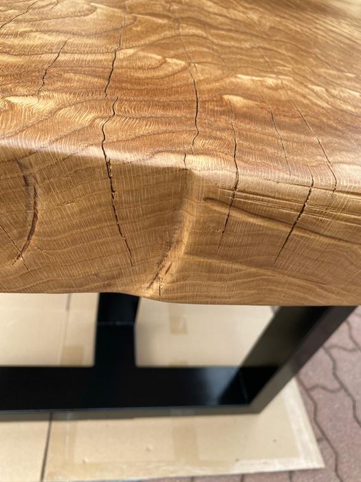 Stół dębowy- monolit 213 cm NOWY !!!

Stół dębowy monolit 213 cm – ręc