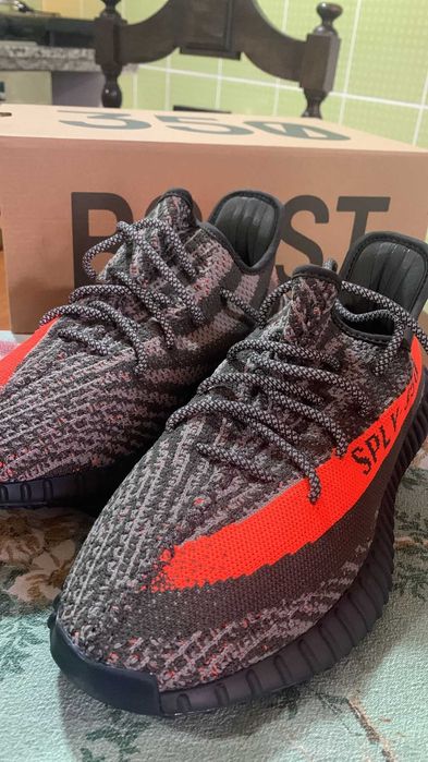 Tênis yeezy Original