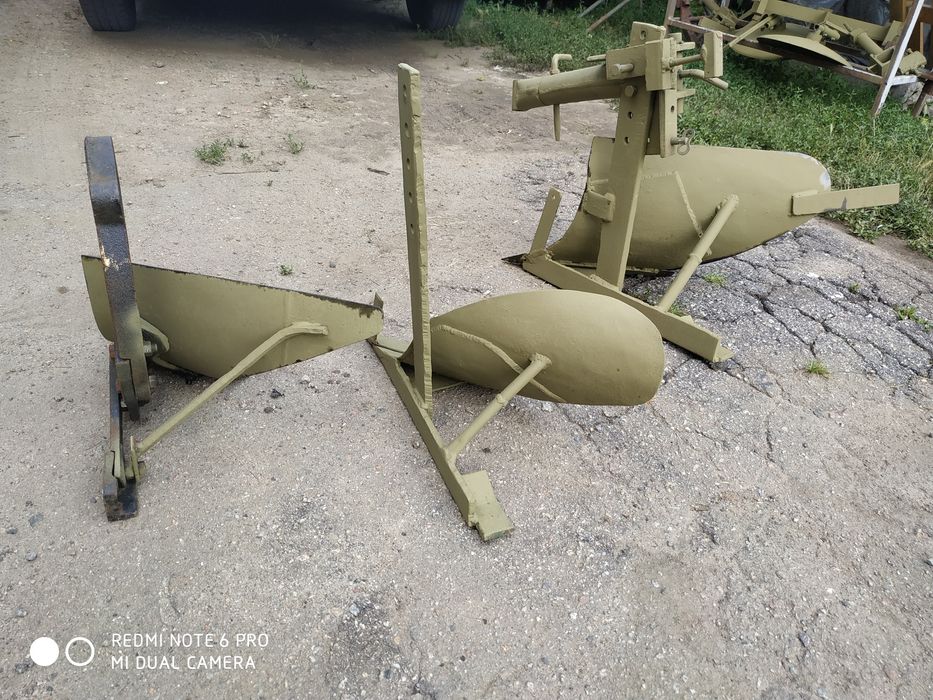 Плуг до мотоблока з вільною сцепкою