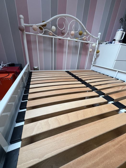 lozko 120x200 ze stelażem (mozliwość z materacem)