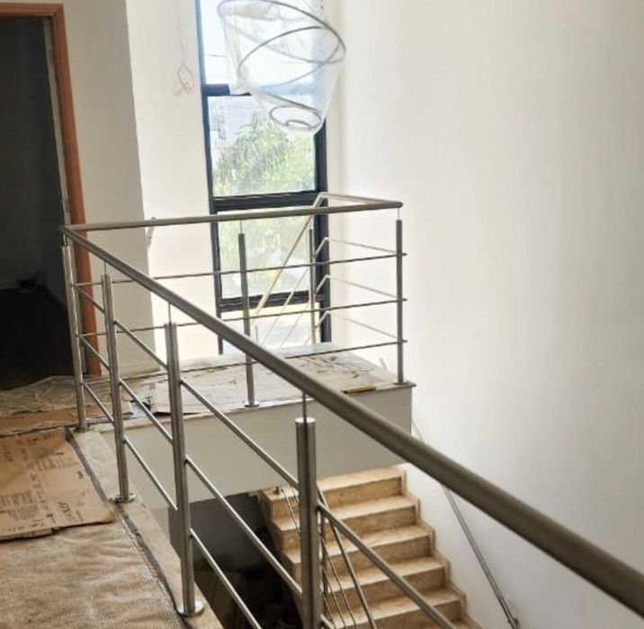 Guarda Corpo e corrimão  de inox e vidro