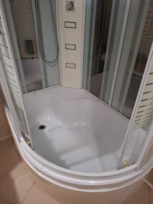 Душевой бокс  Душевой