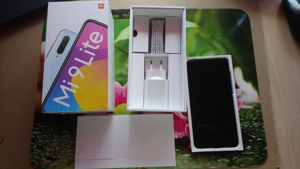 NOWY Xiaomi Mi 9 Lite EDYCJA 6/64 gb OKAZJA NÓWKA!