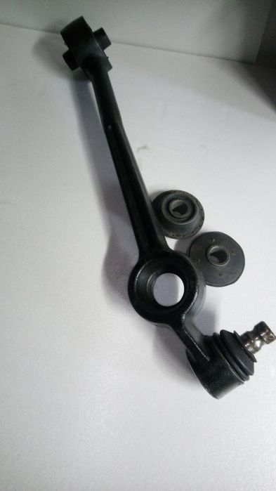 Ричаг/важіль Ауді 100 (сігара)