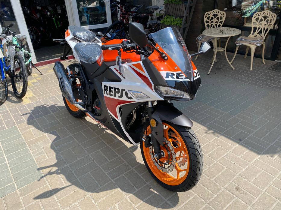 Нові мотоцикли “Motoleader ML 250CBR” 2023 року