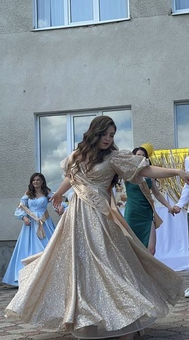 Продам плаття