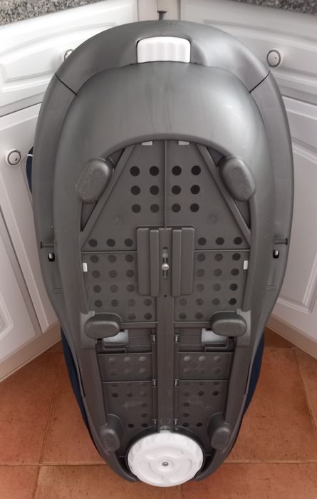 ALCOFA PARA BEBÉ ESTIMADA.Casa,quarto,cozinha,passeio.Vêr imagens.