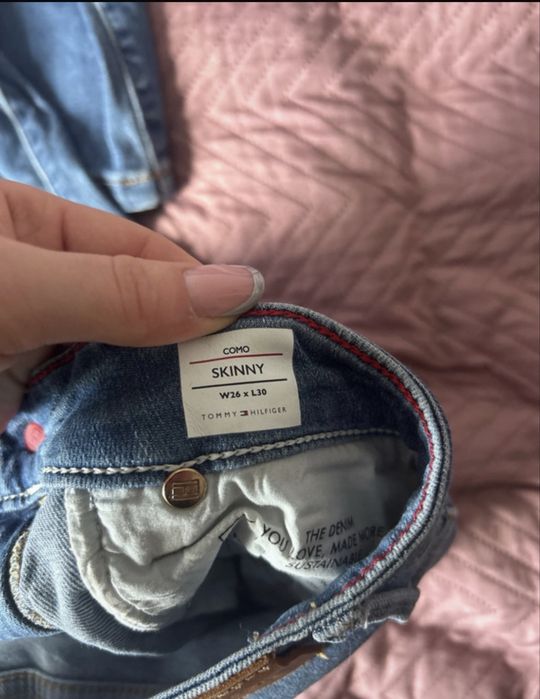Tommy hilfiger spodnie w26L30