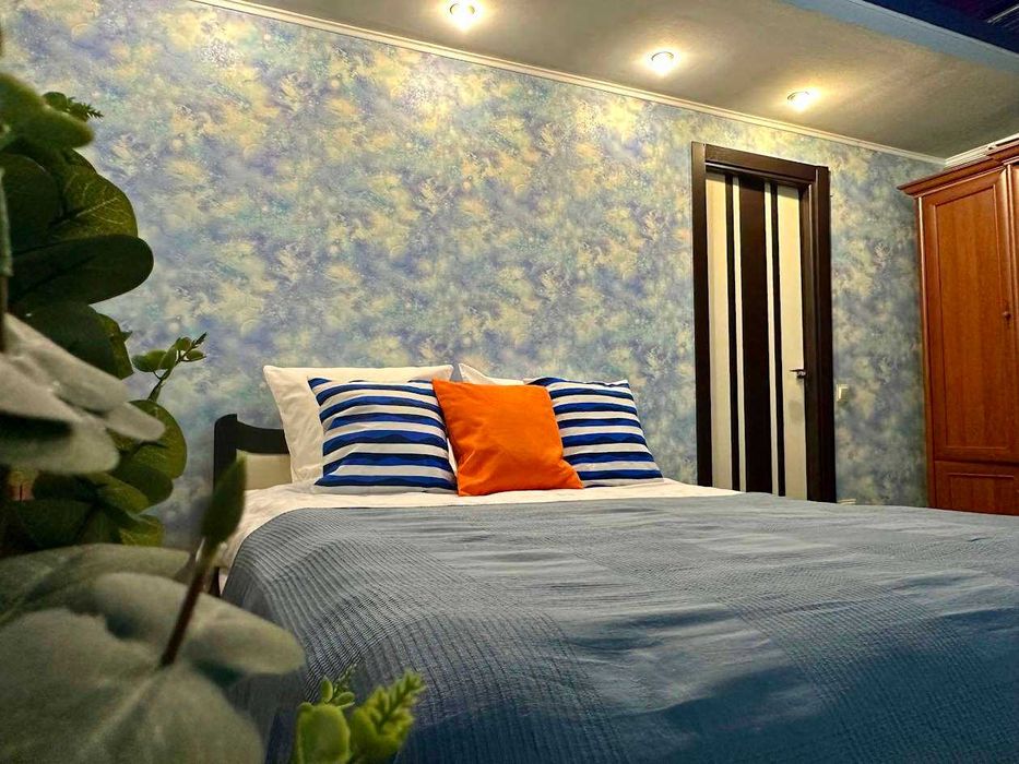 Відмінний напівЛЮКС.Квартира подобово,погодинно.Центр.Посуточно