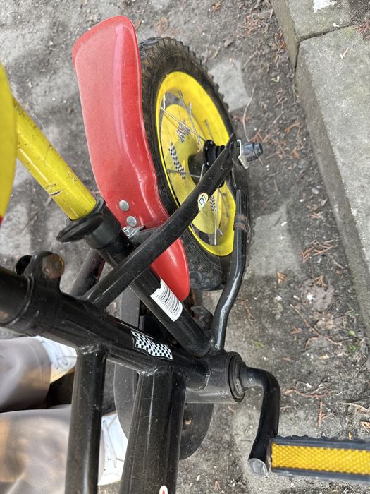 Rowerek dzieciecy maly zolto czerwony z rączką