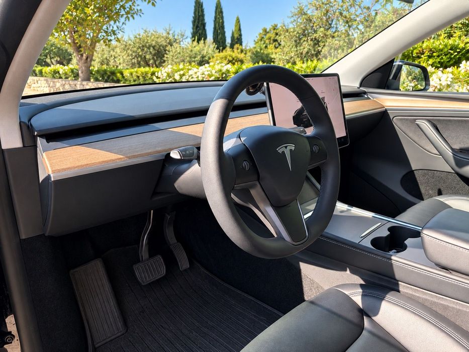 Tesla Model Y Tração Traseira