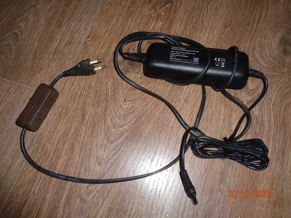 zasilacz-adapter 19V
