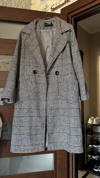 Пальто жіноче