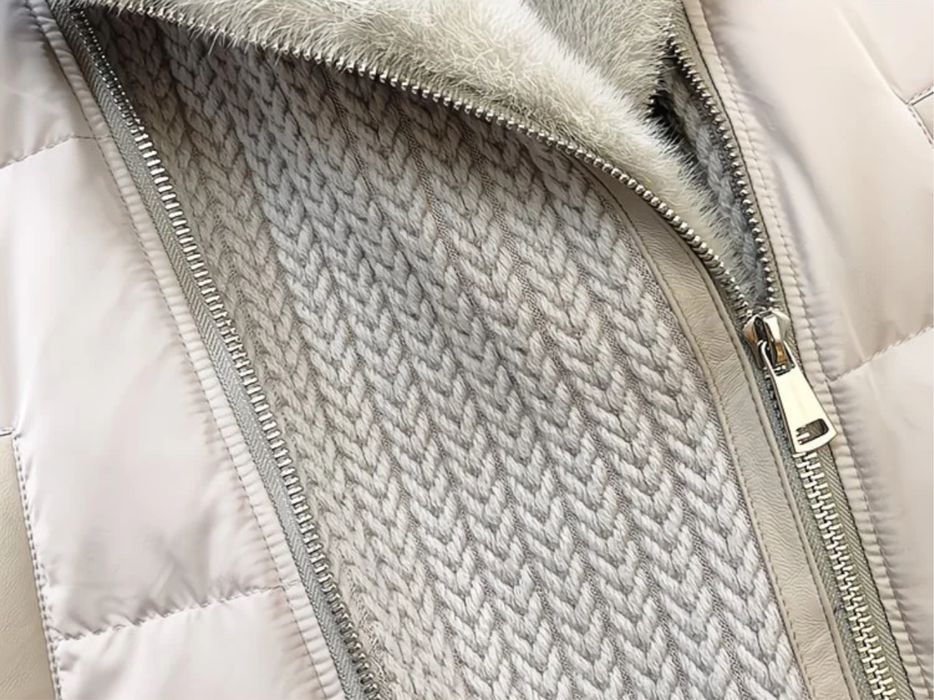 Жіночий пуховик MaxMara з натуральним хутром норки