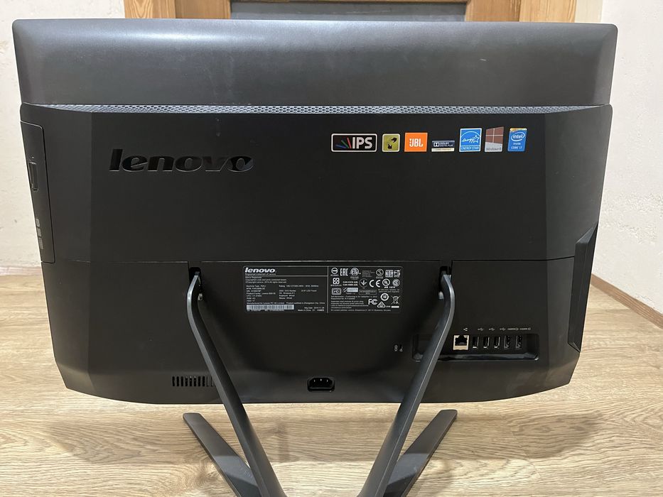 Komputer all-in-one lenovo B50-30