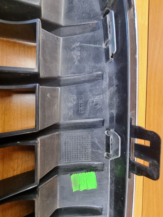 Grill Atrapa Nerki Zderzaka BMW X1 F48 nr 7383363 7383364