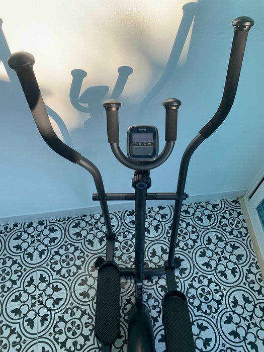 Bicicleta Elíptica de Cardio 100 DOMYOS