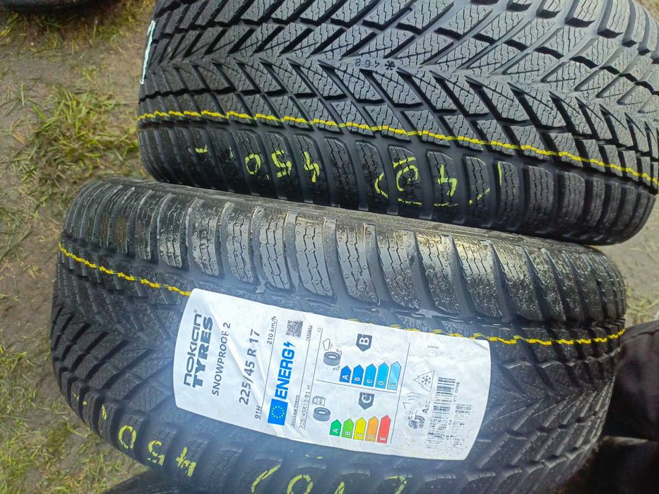 Nowe opony zimowe 225/45/17 Nokian 2024r 2 sztuki