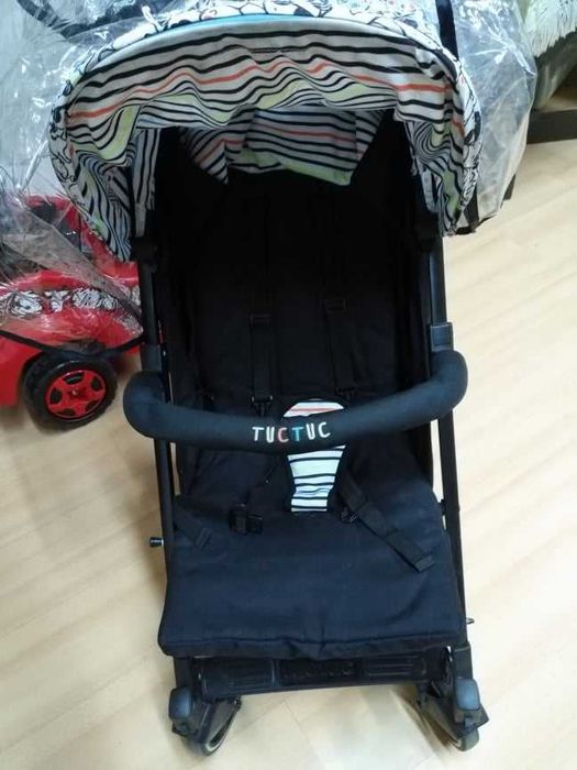 Carro bengala para criança marcaTuctuc, inclui forra de inverno