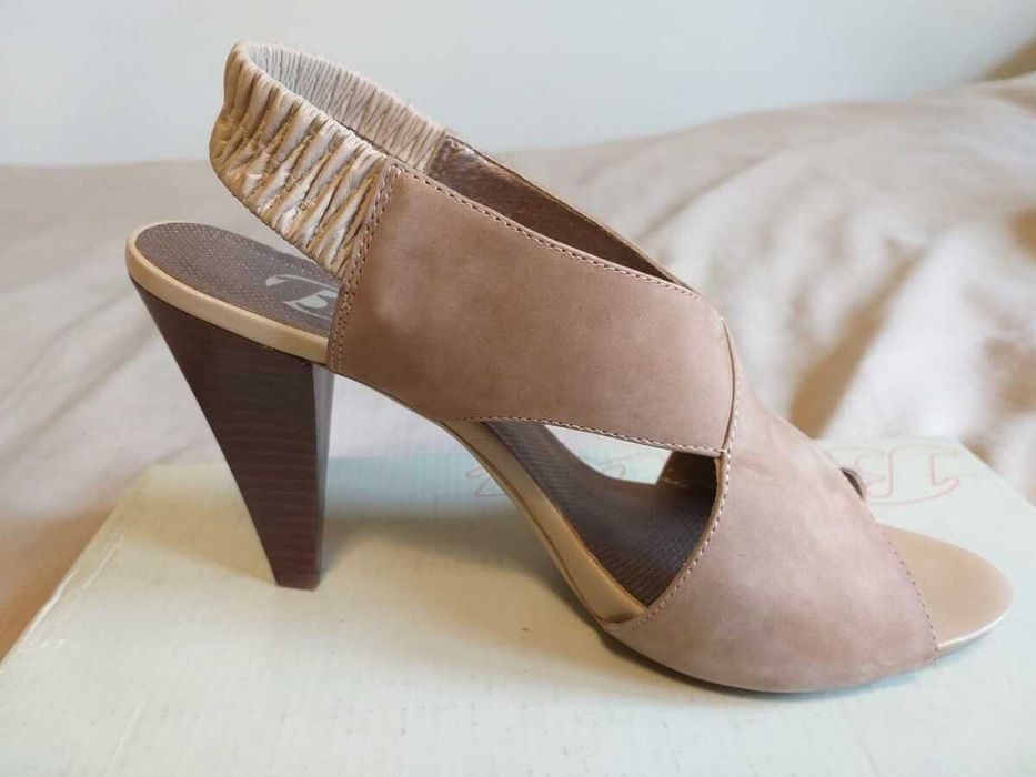 Buty damskie Bata 38