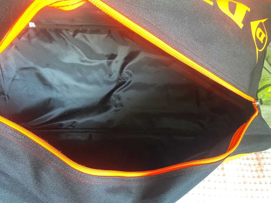 Saco de Padel Dunlop Play – Preto/Laranja
