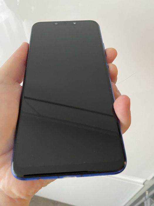 Телефон Huwei P Smart +