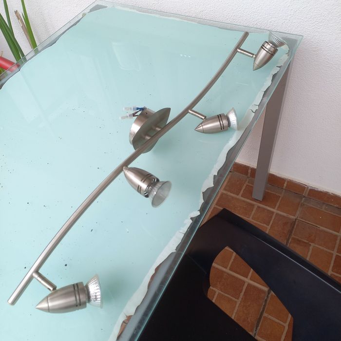 Candeeiro em otimo estado