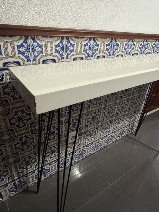 Mobiliário de corredor ou White Narrow Entrance Hallway , Mesa de consola, Branco, 80x25x110cm