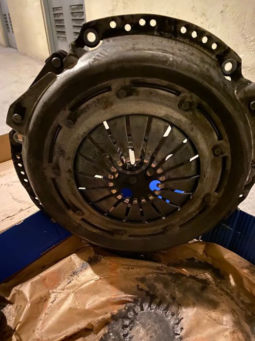 Embraiagem Jeep Wrangler JK2010 muito bom estado +volante danific