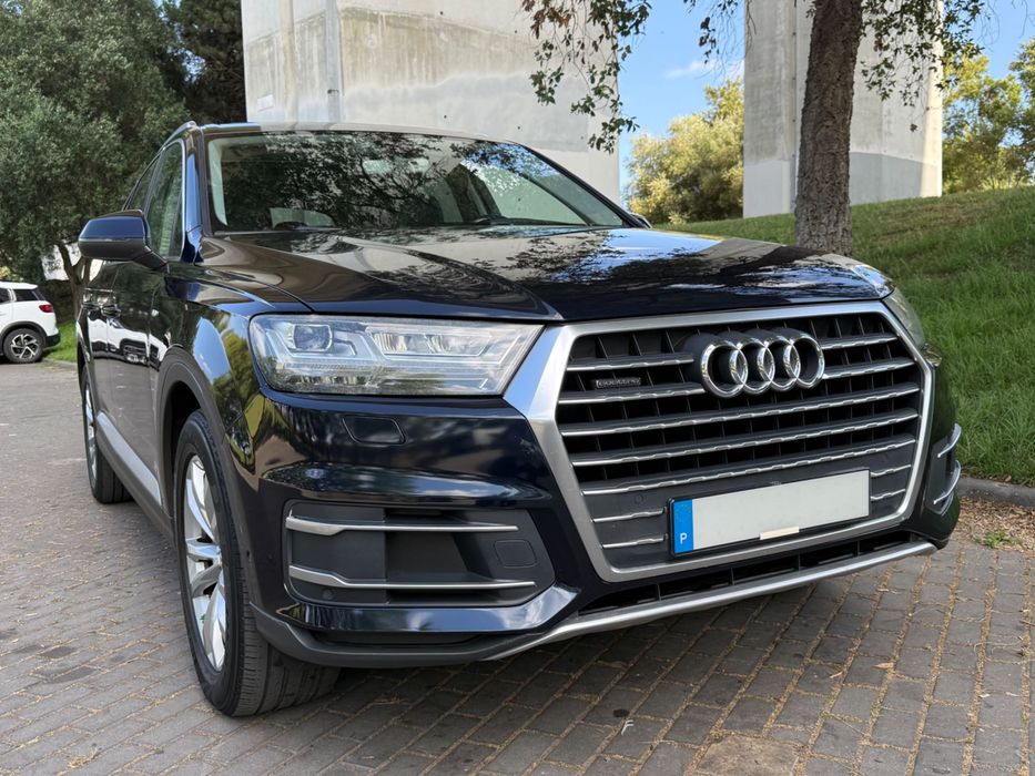 Audi Q7 3.0 V6 TDi Quattro Tiptronic Assistido na Marca